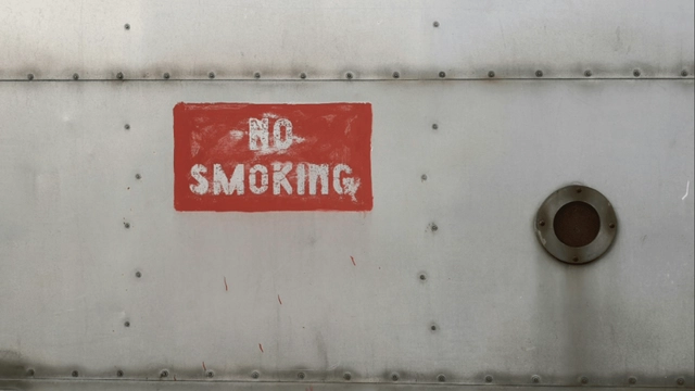 do-sit-ups-uncle-schools-passengers-for-smoking-cigarettes-in-train-makes-them-do-utthak-baithak-viral-video